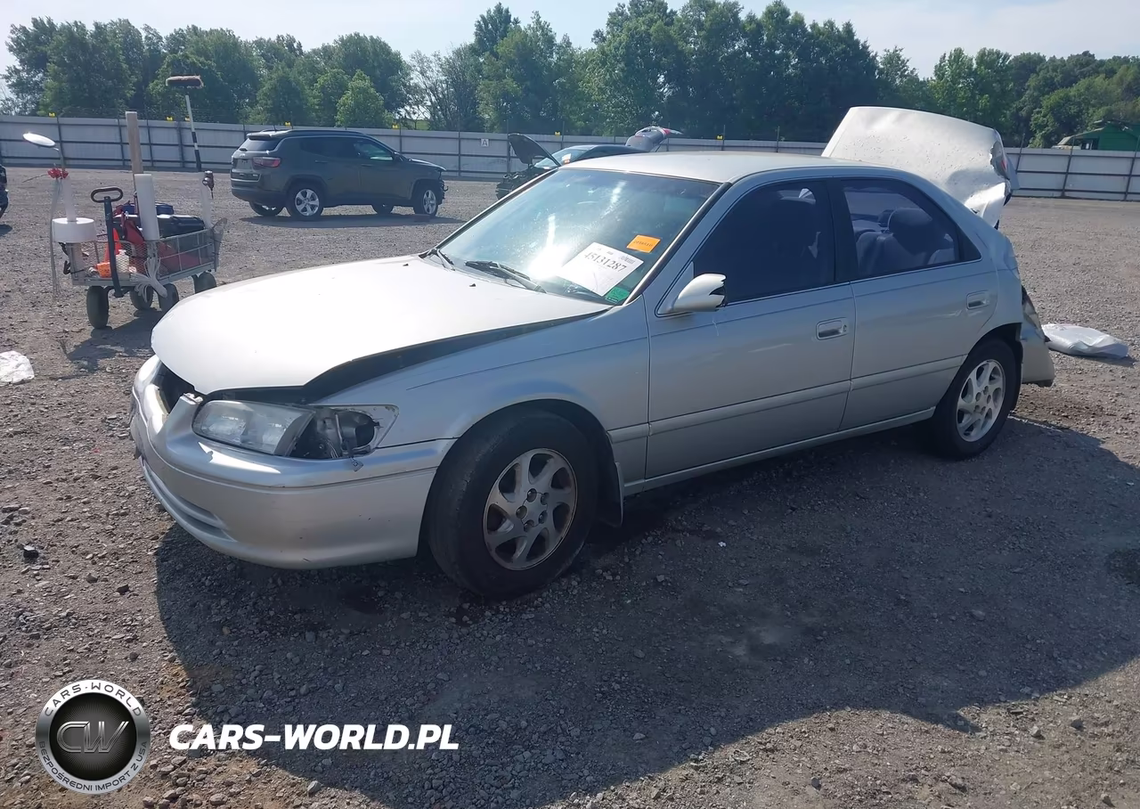 2001 Toyota Camry Le VIN:4T1BG22K31U102901 - 2