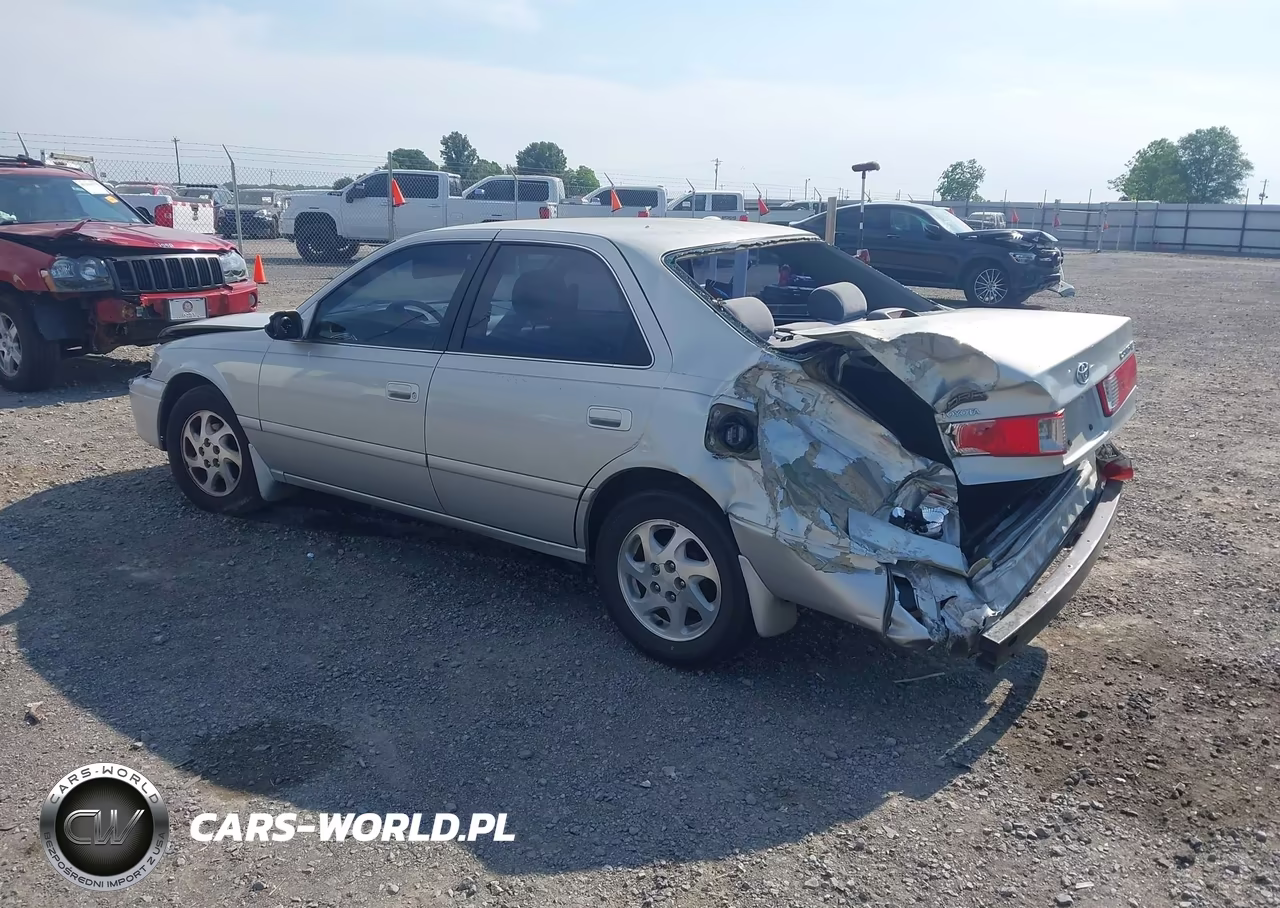 2001 Toyota Camry Le VIN:4T1BG22K31U102901 - 3