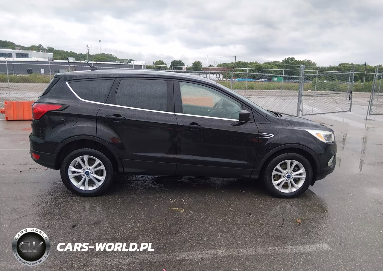 2019 Ford Escape Se VIN:1FMCU9GD6KUB80879 - 13