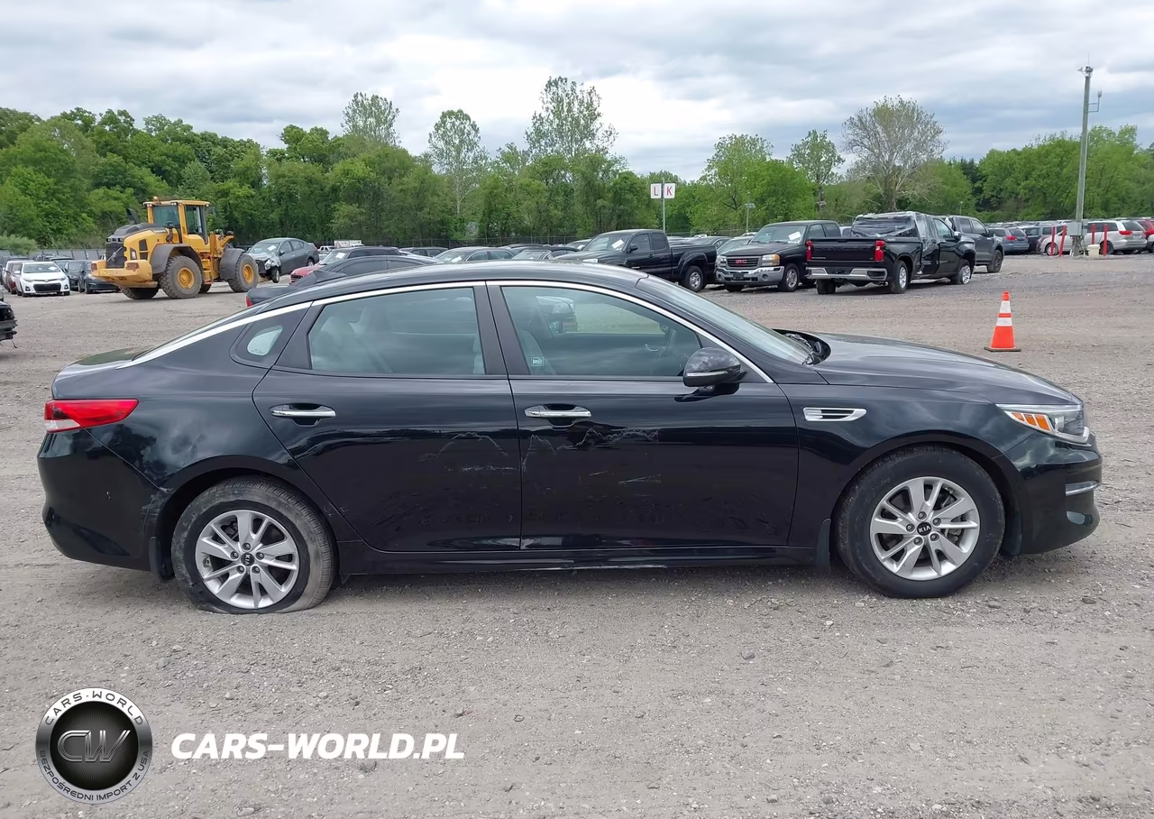 2018 Kia Optima Lx VIN:5XXGT4L3XJG182826 - 13