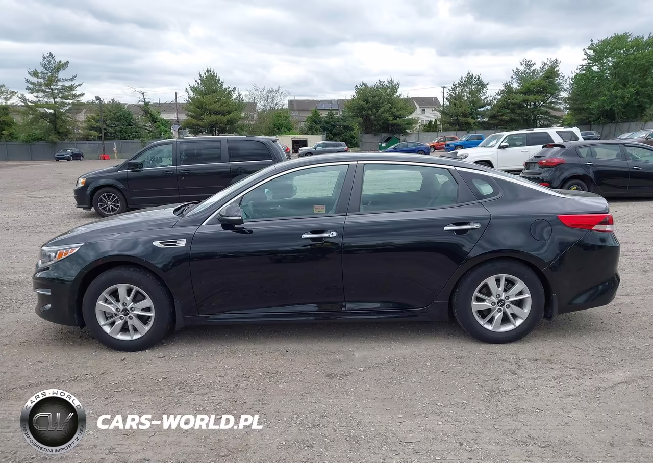 2018 Kia Optima Lx VIN:5XXGT4L3XJG182826 - 14