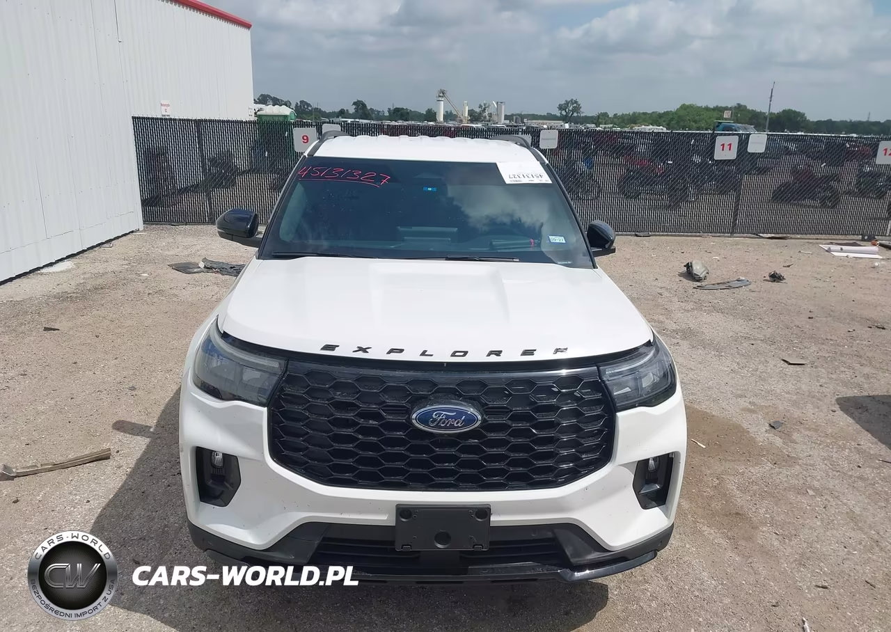 2025 Ford Explorer St-Line VIN:1FMUK7KH7SGB18303 - 12