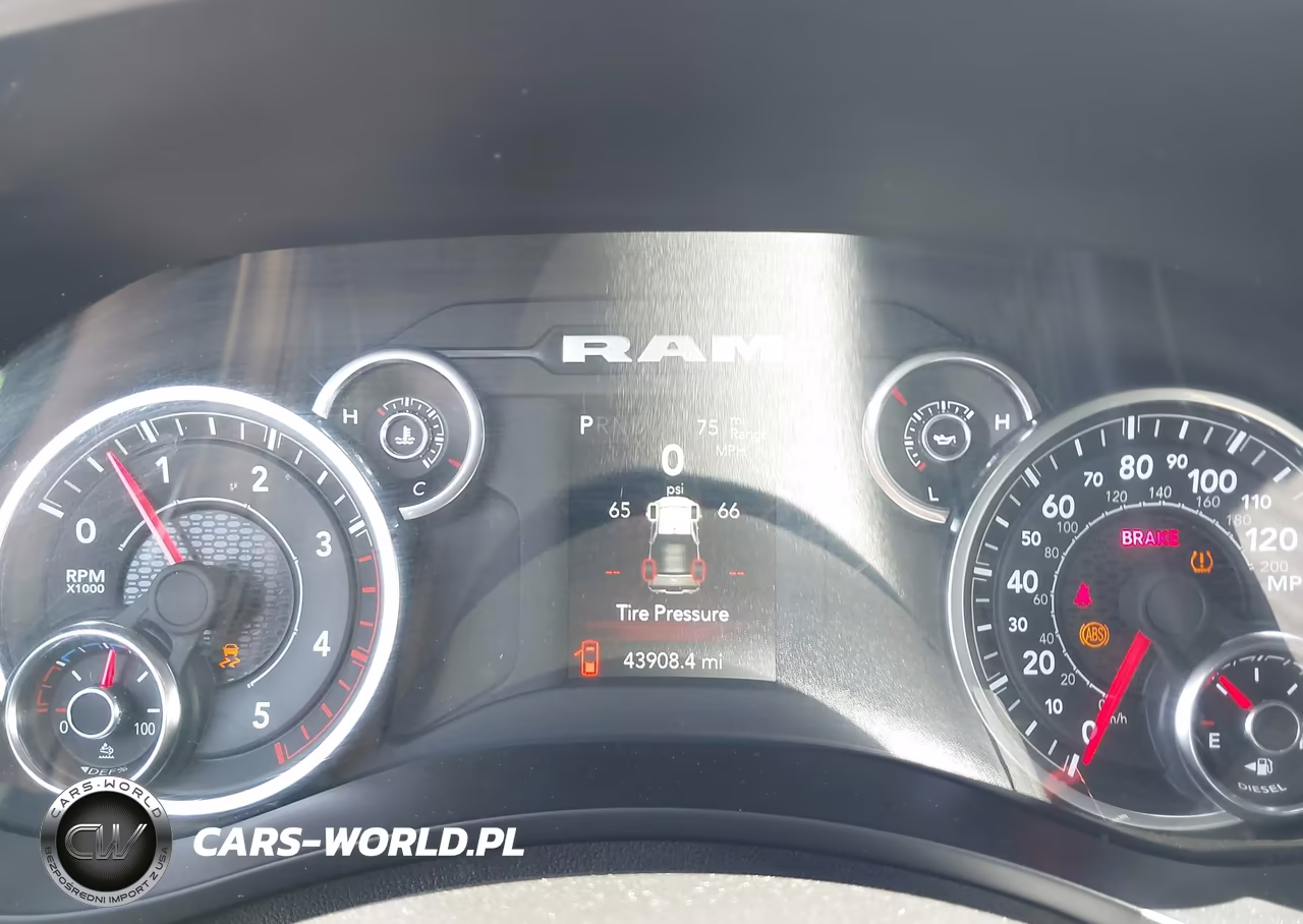 2024 Ram 2500 Big Horn 4X4 6'4 Box VIN:3C6UR5DL9RG338523 - 7
