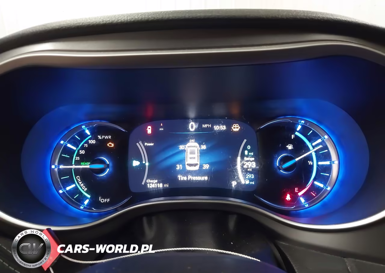 2023 Chrysler Pacifica Hybrid Touring L VIN:2C4RC1L77PR558876 - 7