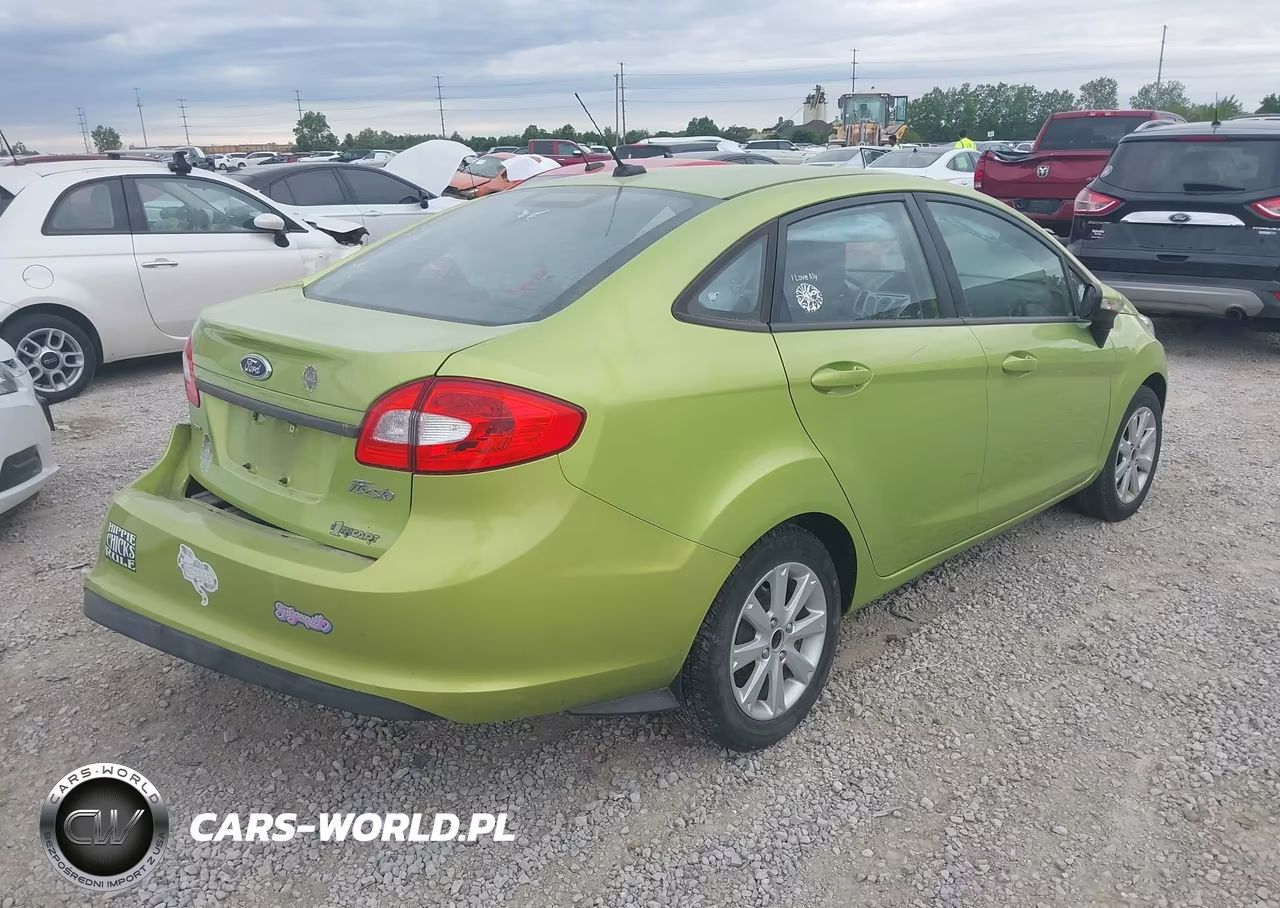 2011 Ford Fiesta Sel VIN:3FADP4CJ3BM179827 - 4
