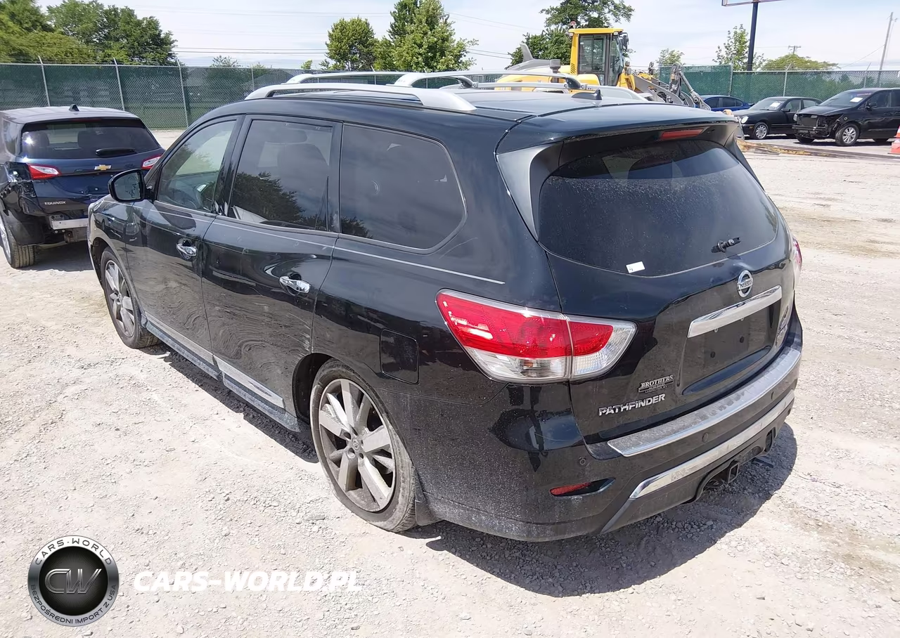 2015 Nissan Pathfinder Platinum VIN:5N1AR2MM4FC711707 - 3