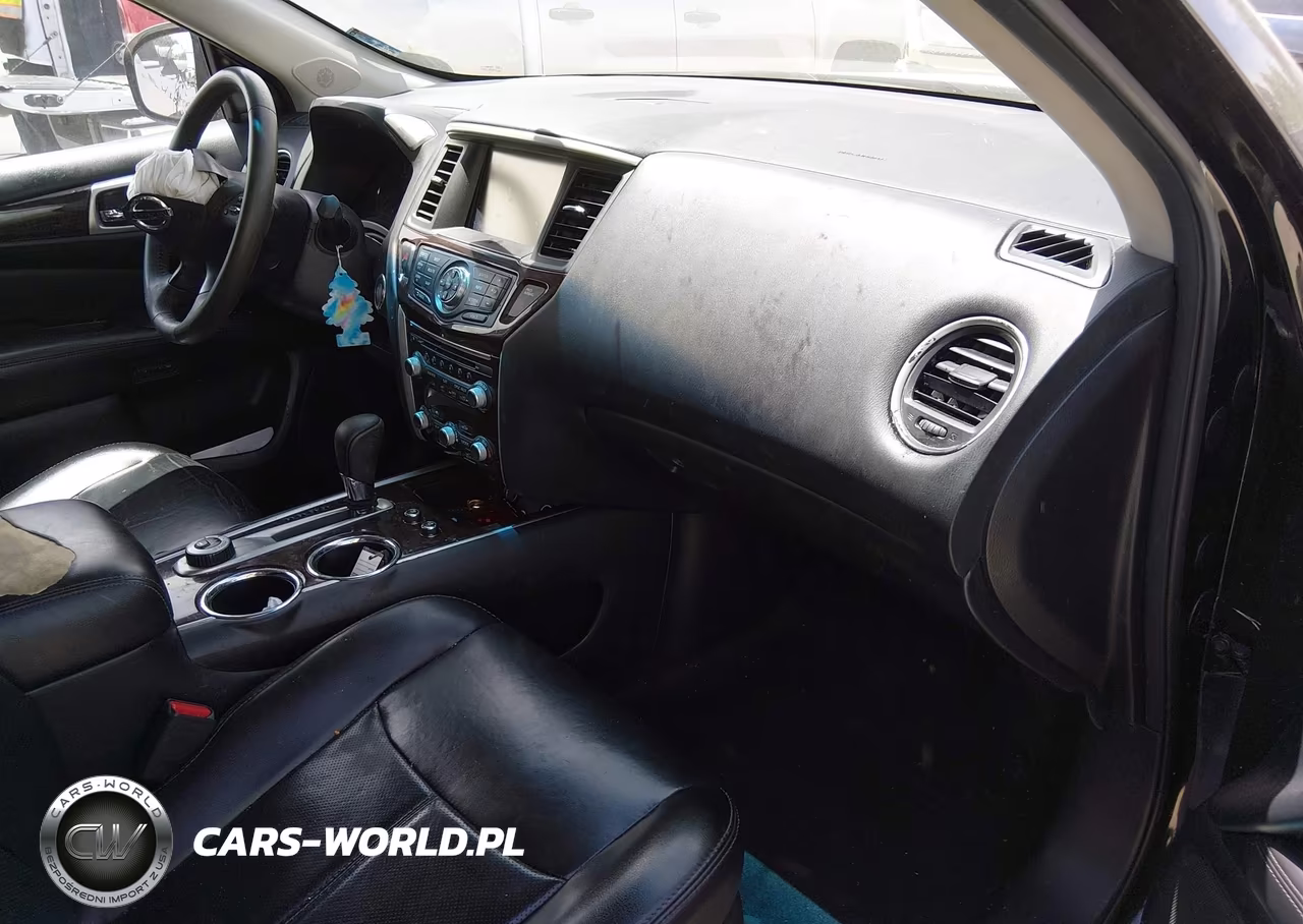 2015 Nissan Pathfinder Platinum VIN:5N1AR2MM4FC711707 - 5