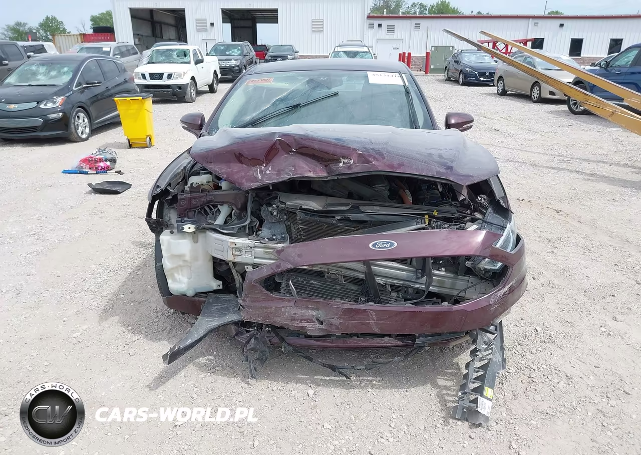 2018 Ford Fusion Hybrid Titanium VIN:3FA6P0RU9JR120365 - 12