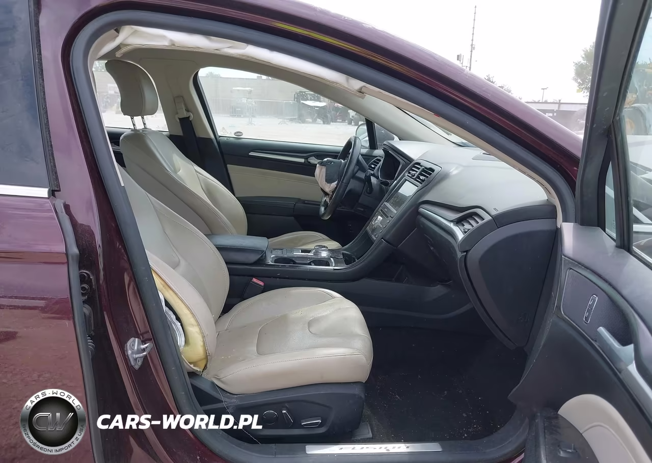 2018 Ford Fusion Hybrid Titanium VIN:3FA6P0RU9JR120365 - 5