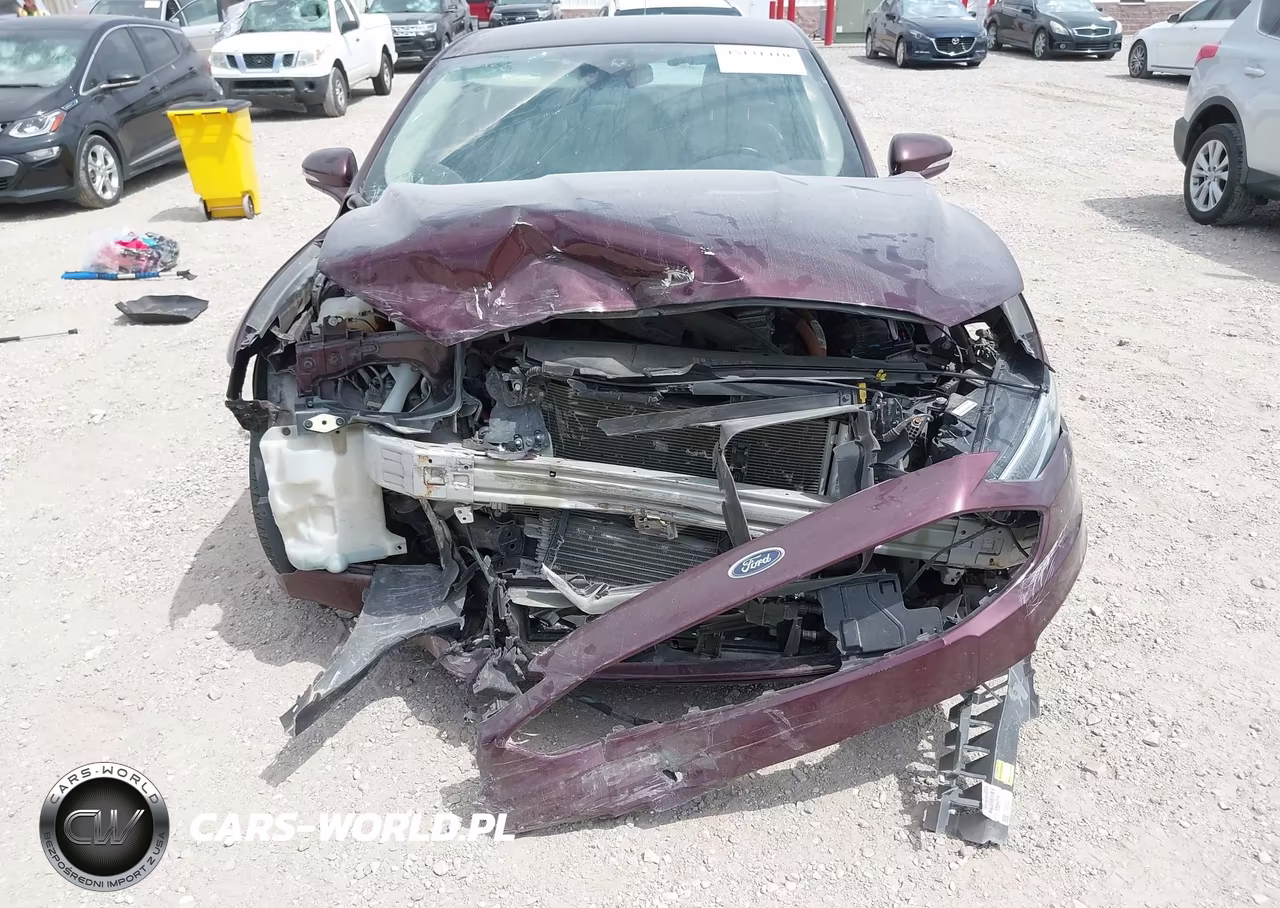 2018 Ford Fusion Hybrid Titanium VIN:3FA6P0RU9JR120365 - 6