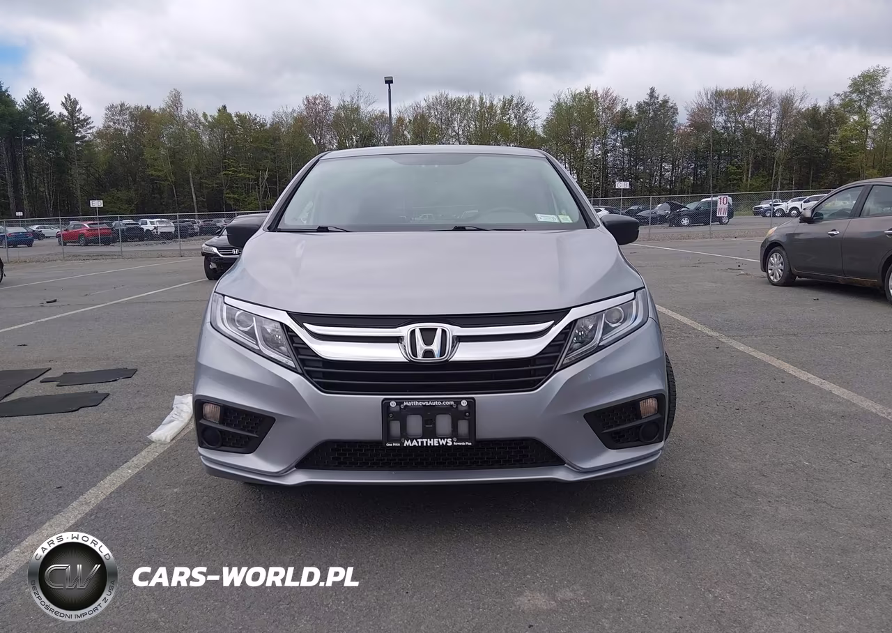 2018 Honda Odyssey Lx VIN:5FNRL6H2XJB045165 - 12