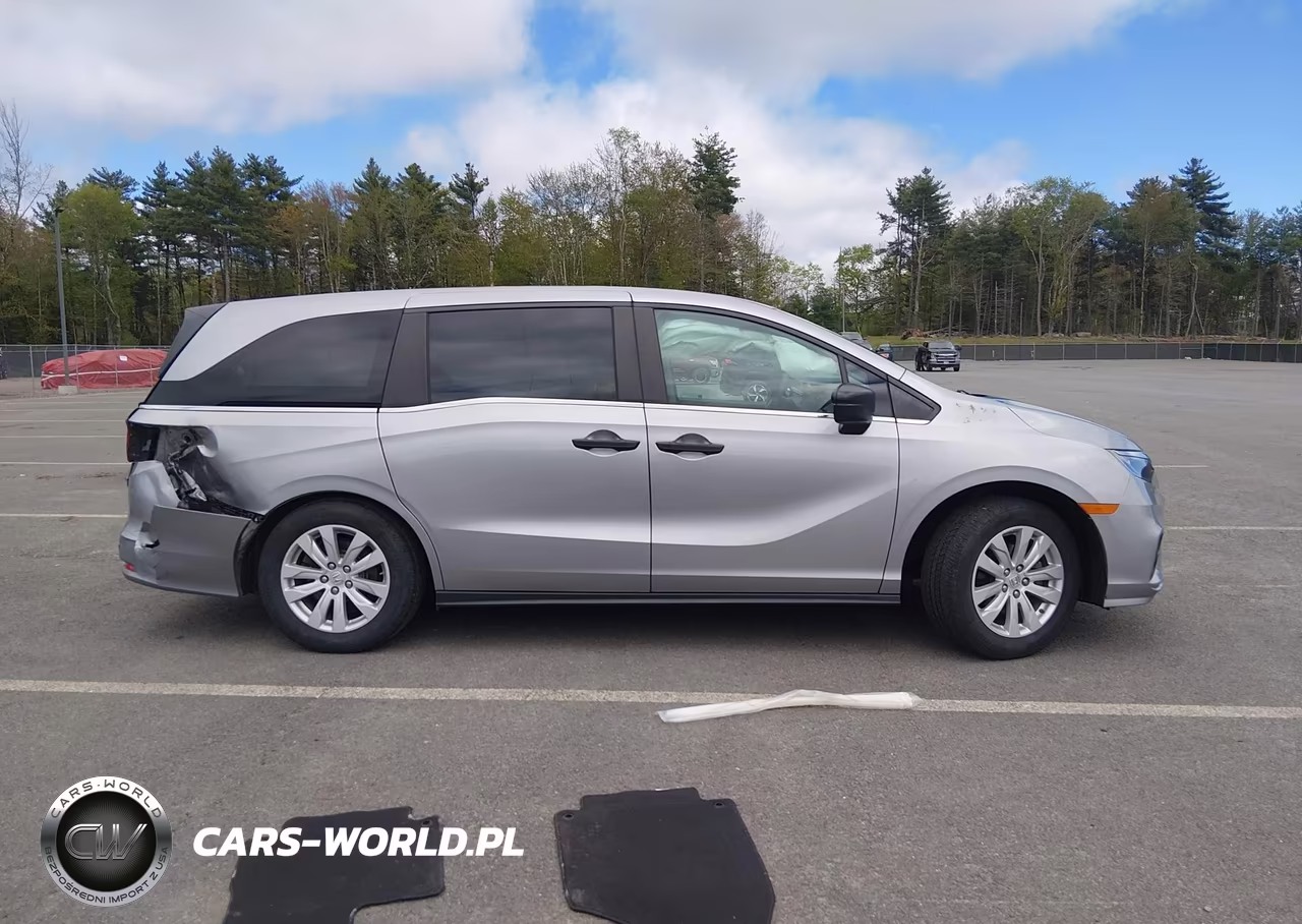 2018 Honda Odyssey Lx VIN:5FNRL6H2XJB045165 - 13
