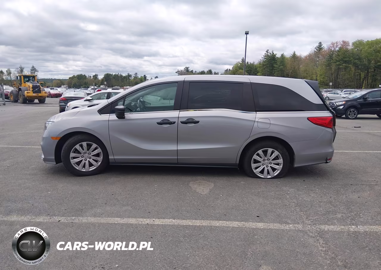 2018 Honda Odyssey Lx VIN:5FNRL6H2XJB045165 - 14