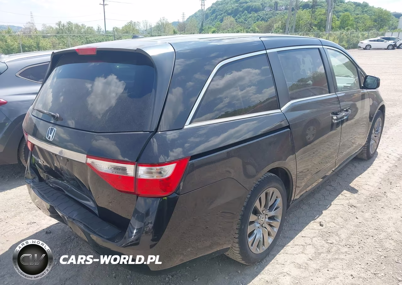 2011 Honda Odyssey Ex-L VIN:5FNRL5H63BB104216 - 4