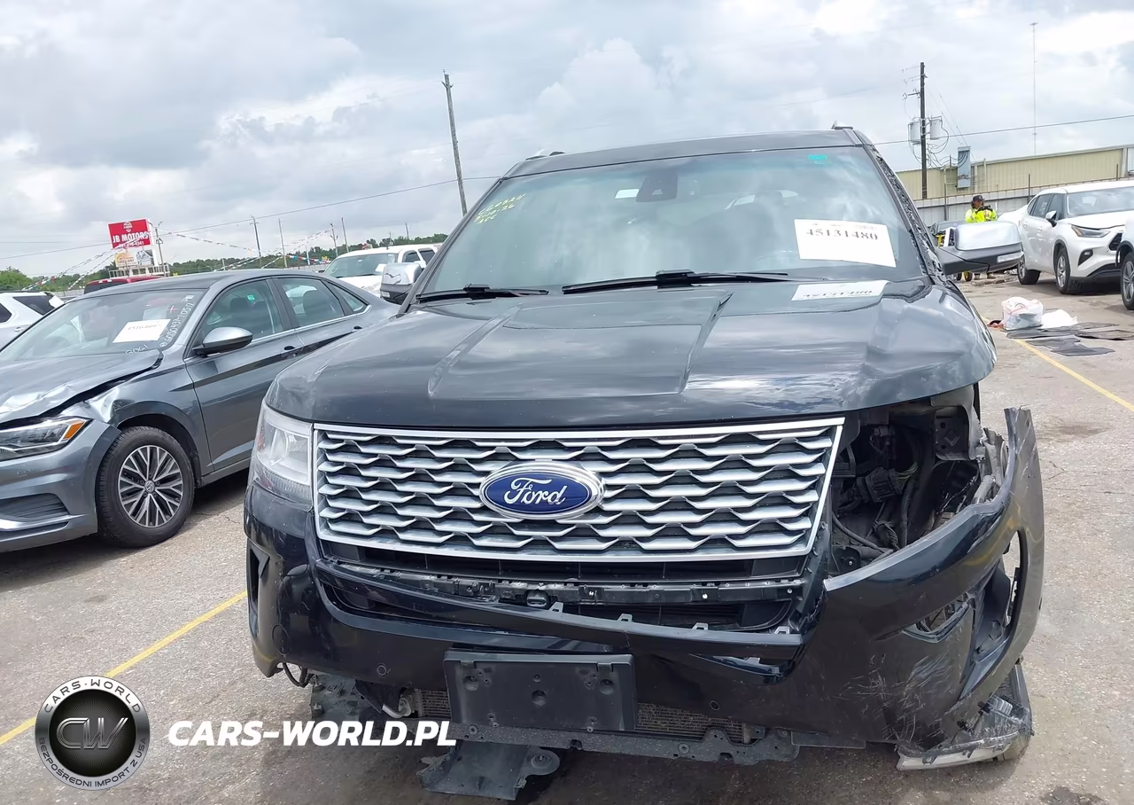 2018 Ford Explorer Platinum VIN:1FM5K8HT2JGC47344 - 13