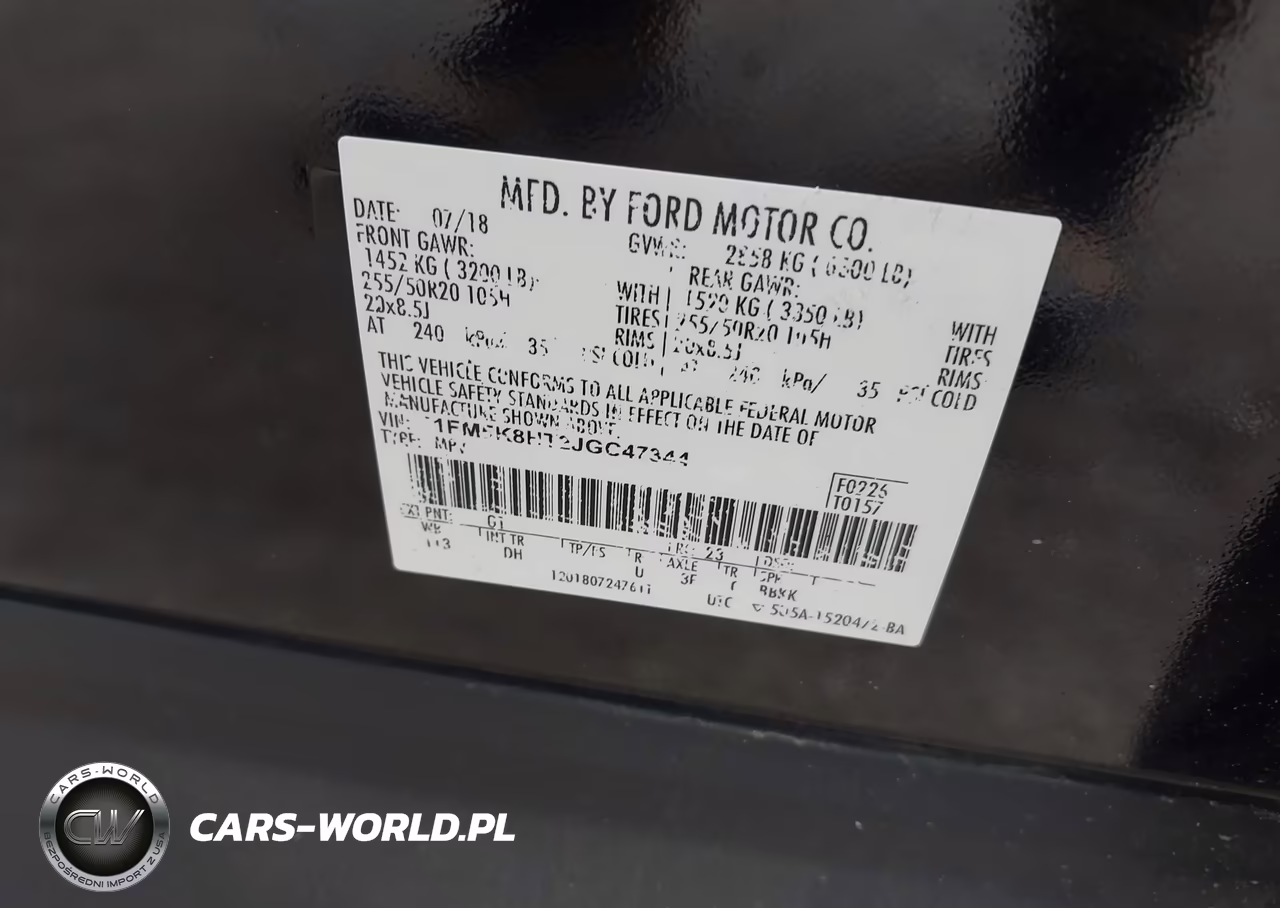 2018 Ford Explorer Platinum VIN:1FM5K8HT2JGC47344 - 9