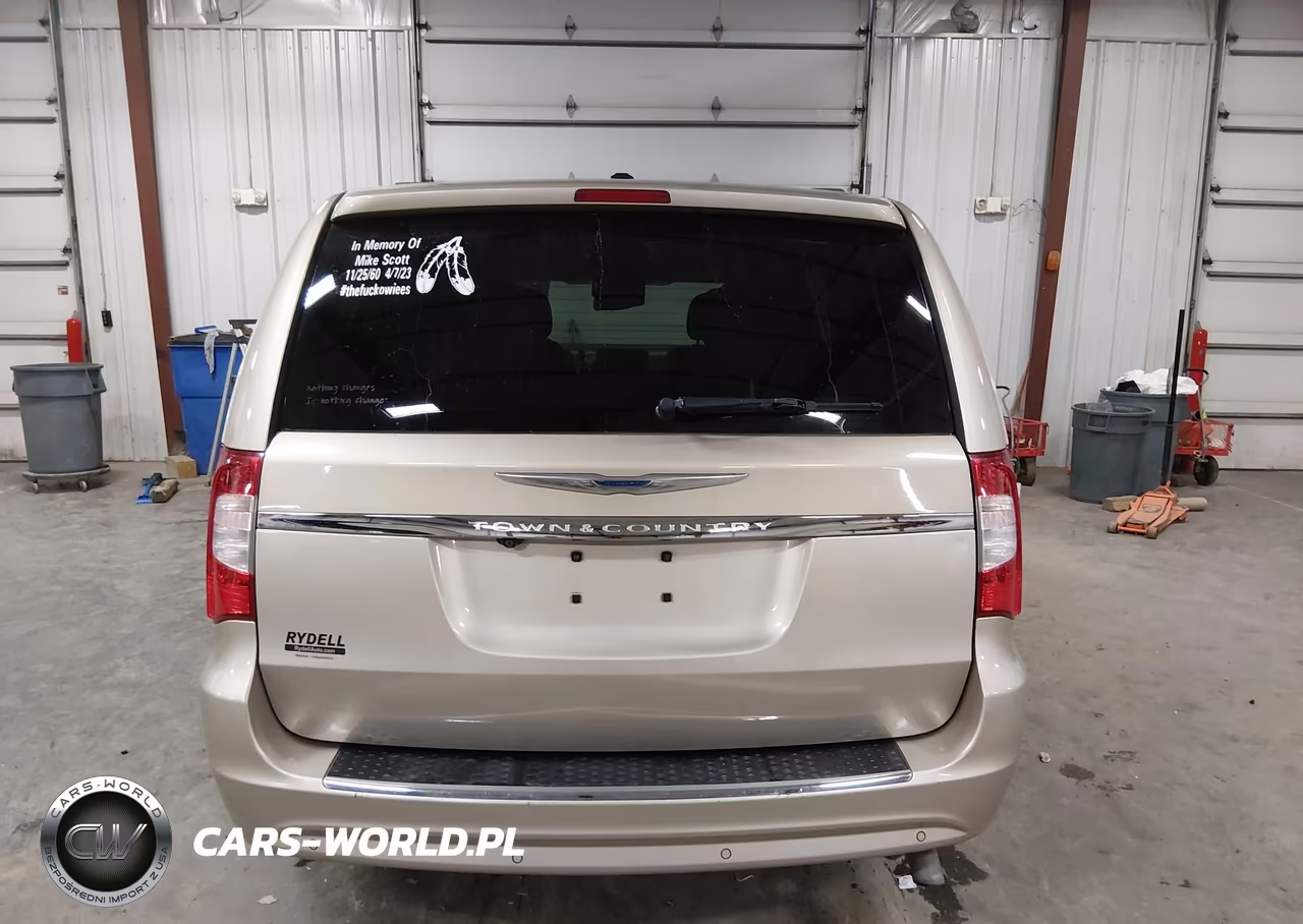 2013 Chrysler Town & Country Touring-L VIN:2C4RC1CG6DR532149 - 16