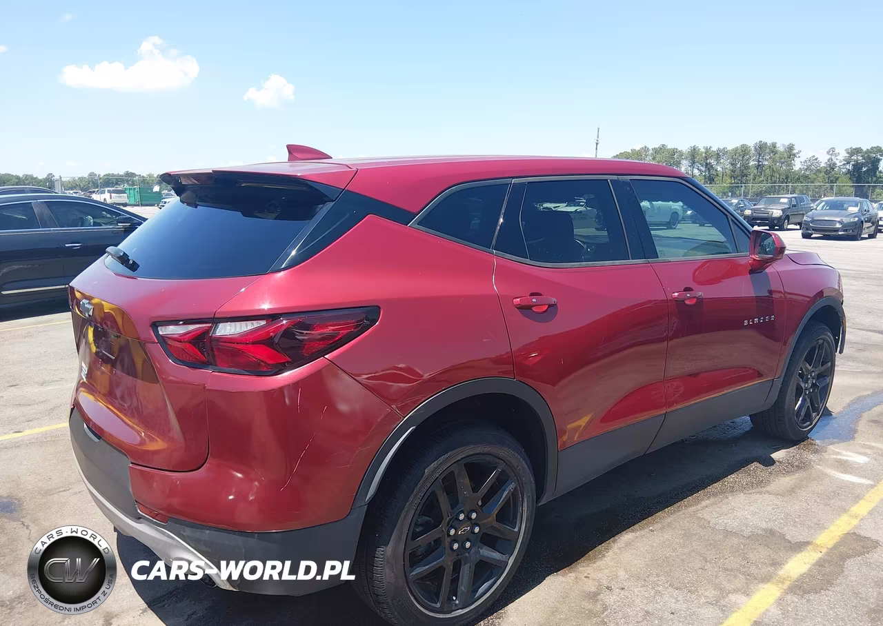 2019 Chevrolet Blazer VIN:3GNKBBRA7KS699690 - 4