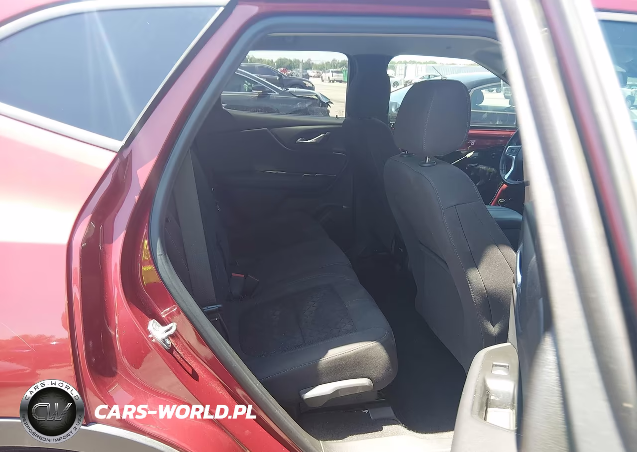 2019 Chevrolet Blazer VIN:3GNKBBRA7KS699690 - 8