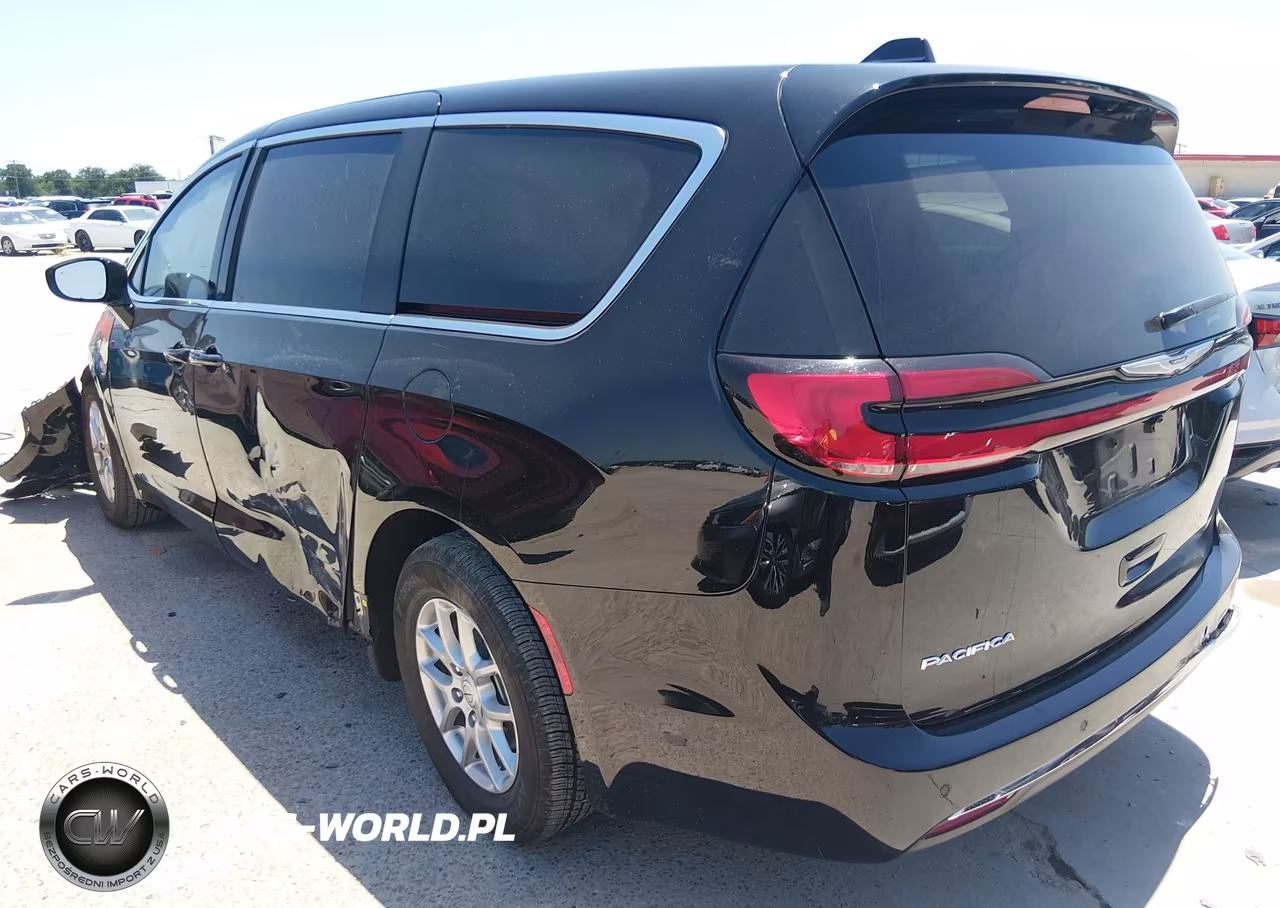2026 Chrysler Pacifica Select VIN:2C4RC1BG6TR213320 - 3