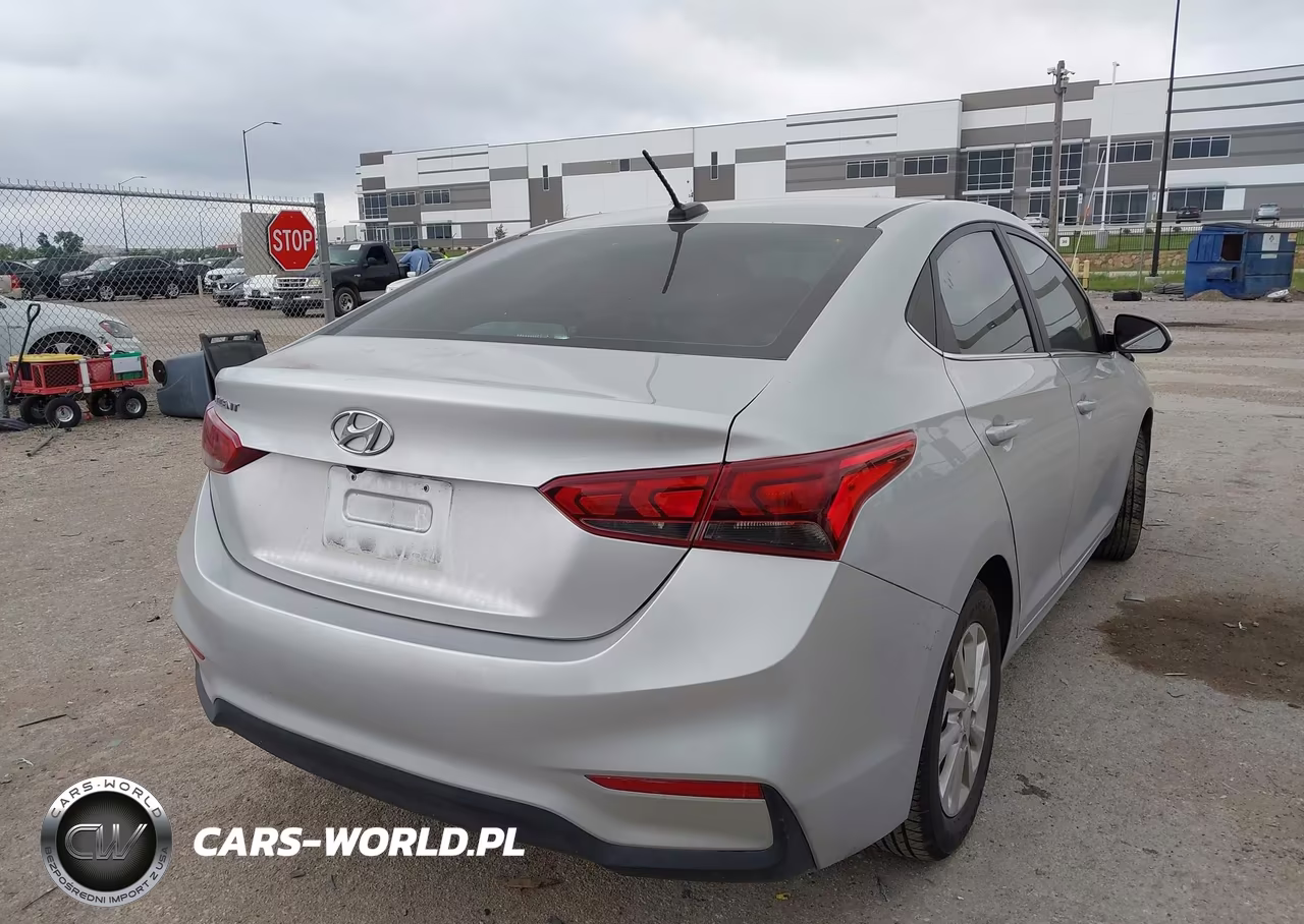 2021 Hyundai Accent Sel VIN:3KPC24A6XME147098 - 4