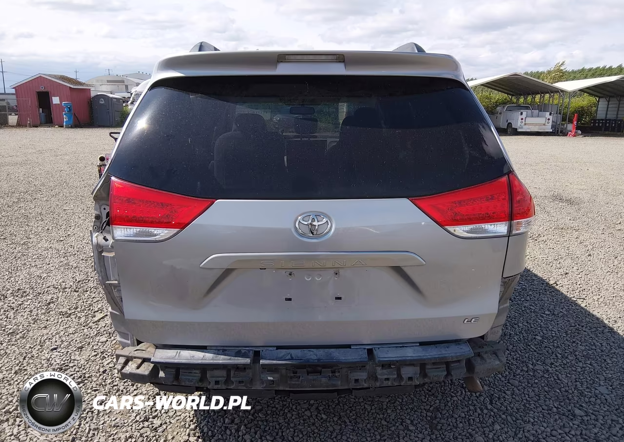 2011 Toyota Sienna Le V6 VIN:5TDKK3DC2BS029606 - 17