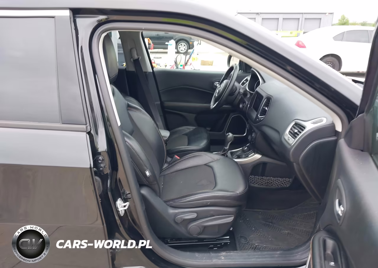 2017 Jeep New Compass Latitude 4X4 VIN:3C4NJDBB4HT628361 - 5