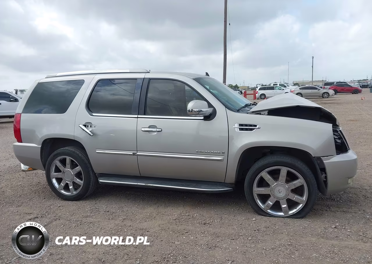2007 Cadillac Escalade Standard VIN:1GYFK63897R210721 - 14
