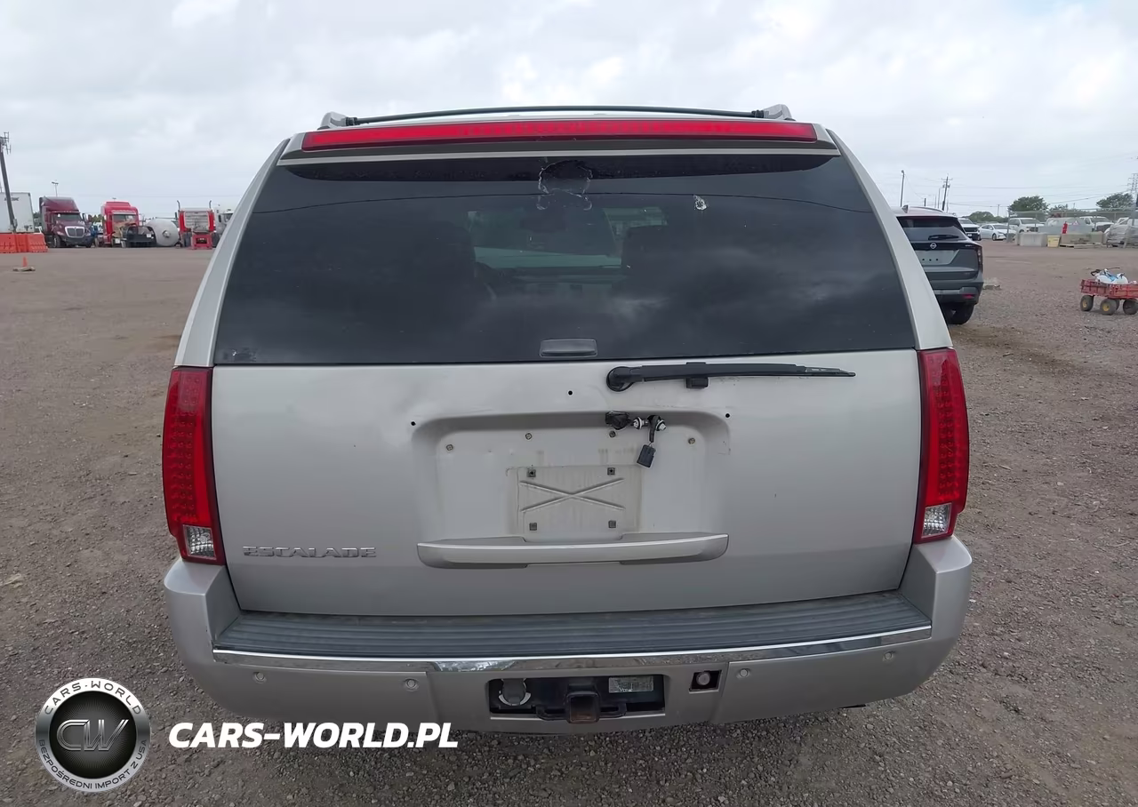 2007 Cadillac Escalade Standard VIN:1GYFK63897R210721 - 17