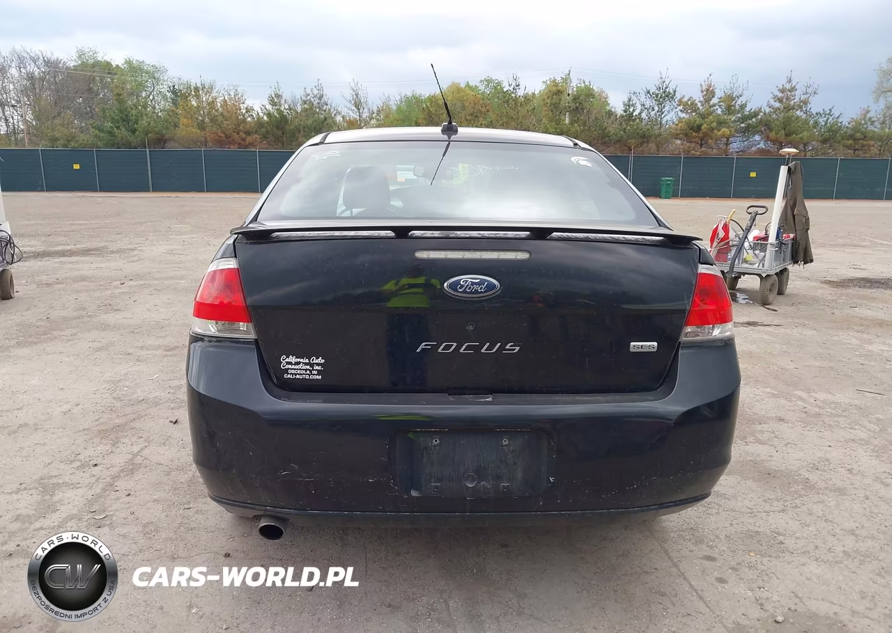 2009 Ford Focus Ses VIN:1FAHP36NX9W132038 - 16
