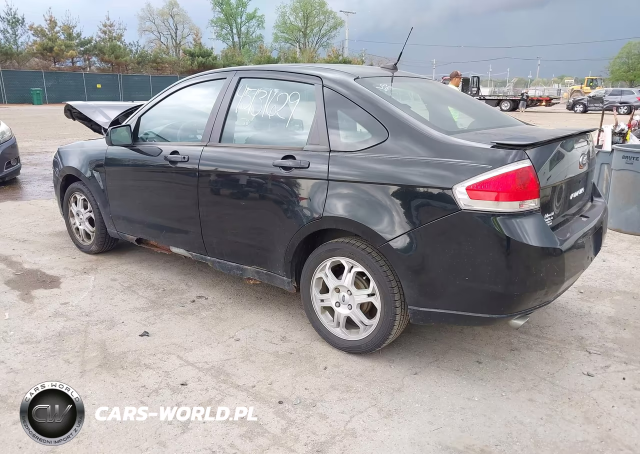 2009 Ford Focus Ses VIN:1FAHP36NX9W132038 - 3