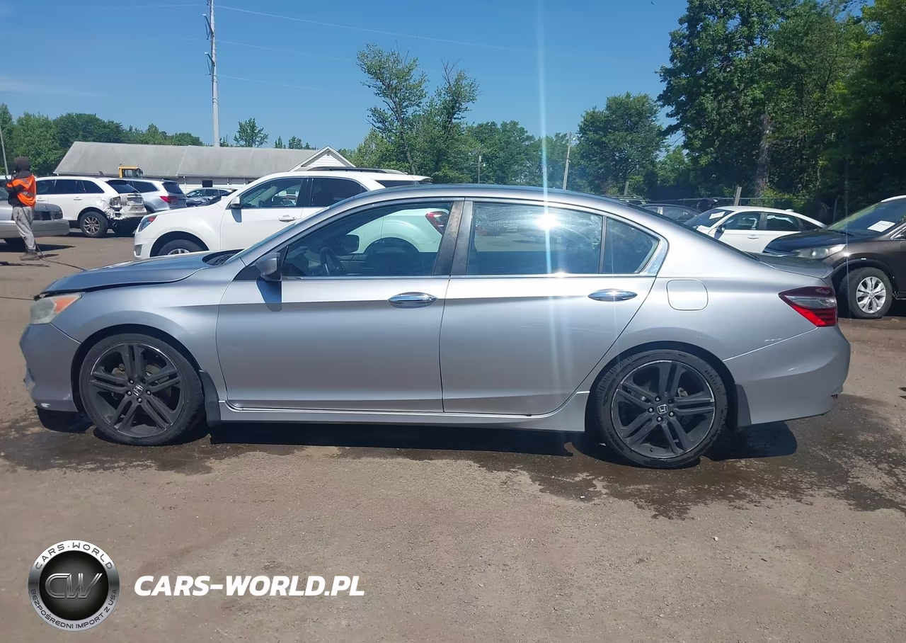 2017 Honda Accord Sport Se VIN:1HGCR2F17HA193334 - 14