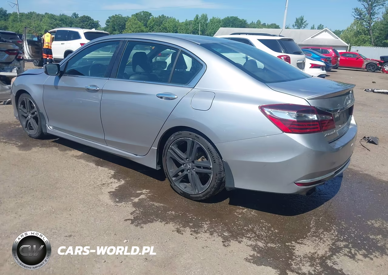 2017 Honda Accord Sport Se VIN:1HGCR2F17HA193334 - 3