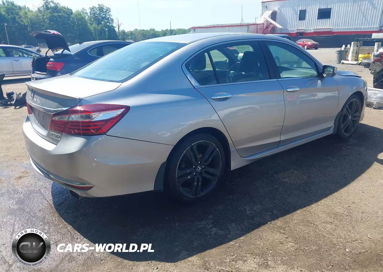 2017 Honda Accord Sport Se VIN:1HGCR2F17HA193334 - 4