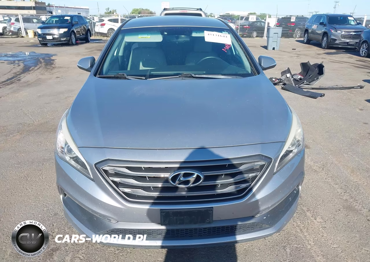 2015 Hyundai Sonata Sport VIN:5NPE34AF3FH231753 - 12