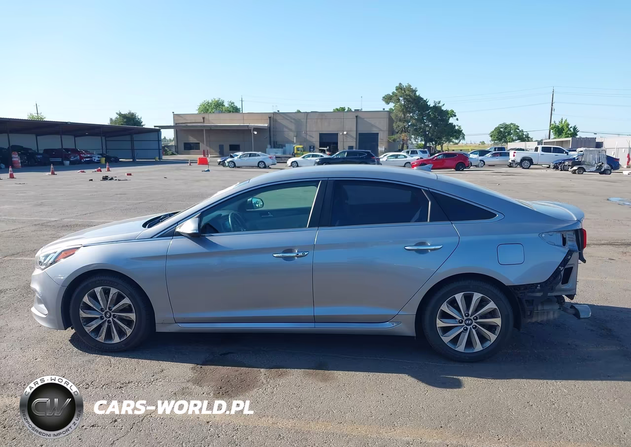 2015 Hyundai Sonata Sport VIN:5NPE34AF3FH231753 - 14