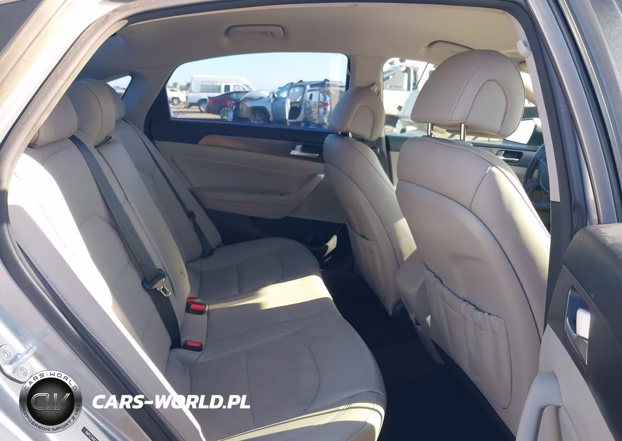2015 Hyundai Sonata Sport VIN:5NPE34AF3FH231753 - 8