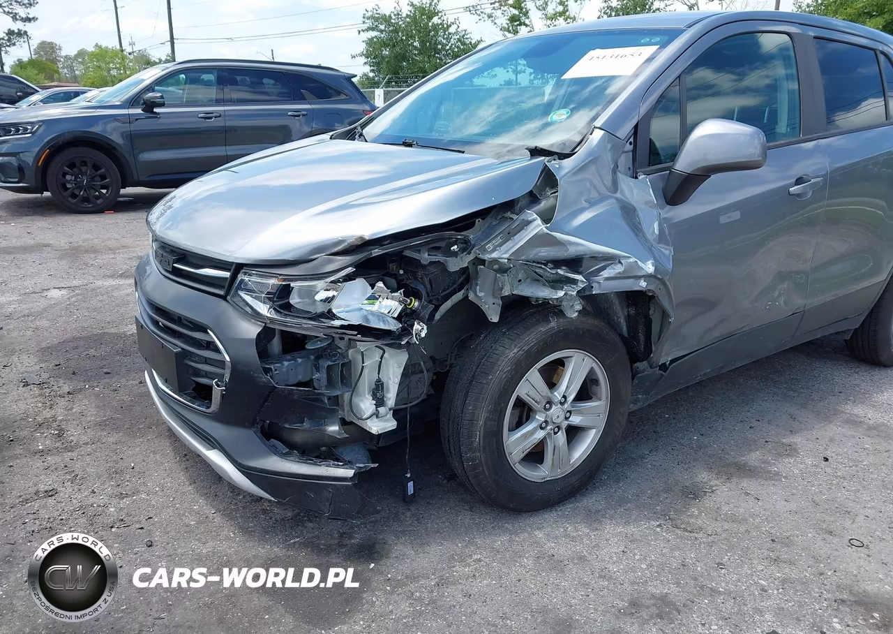 2020 Chevrolet Trax Fwd Ls VIN:3GNCJKSB5LL286236 - 6