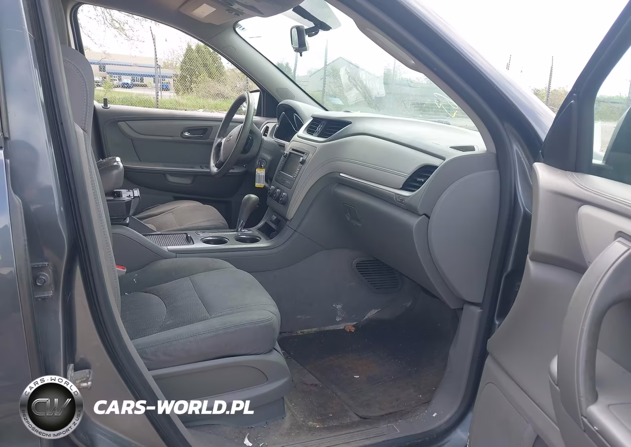 2013 Chevrolet Traverse Ls VIN:1GNKRFKD3DJ129584 - 5