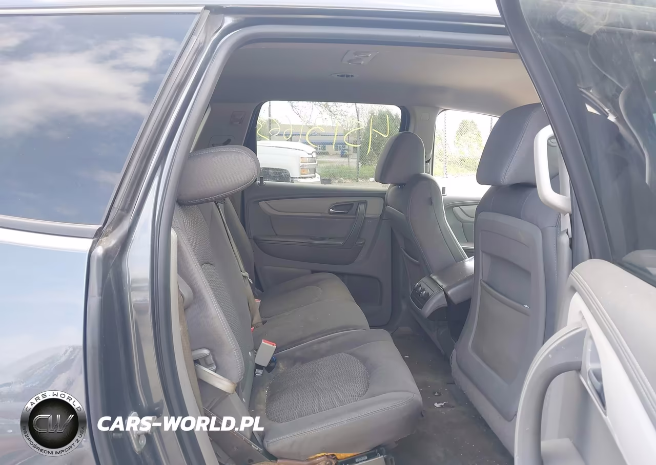 2013 Chevrolet Traverse Ls VIN:1GNKRFKD3DJ129584 - 8
