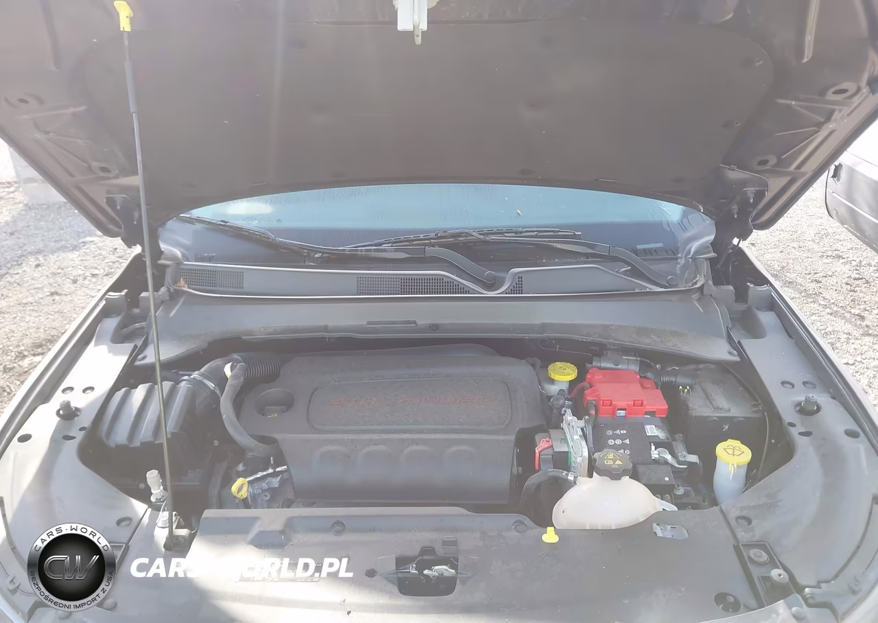 2020 Jeep Compass Altitude 4X4 VIN:3C4NJDBB1LT104772 - 10