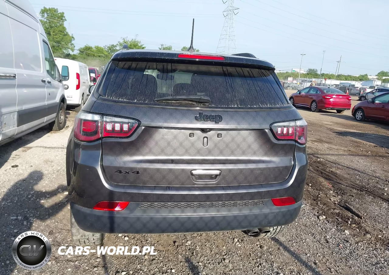 2020 Jeep Compass Altitude 4X4 VIN:3C4NJDBB1LT104772 - 16