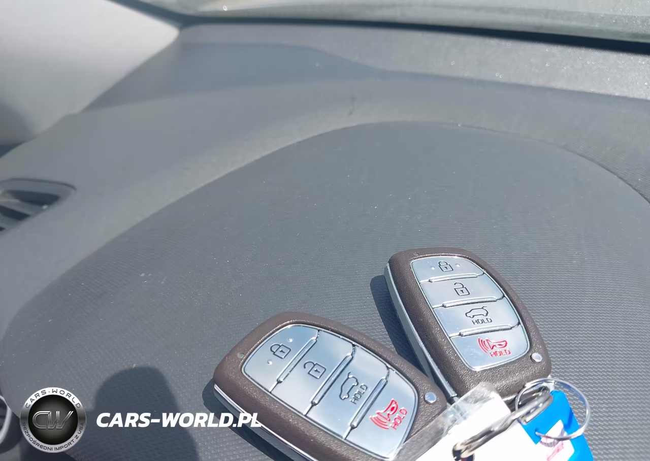 2018 Hyundai Ioniq Hybrid Blue VIN:KMHC65LCXJU076023 - 11