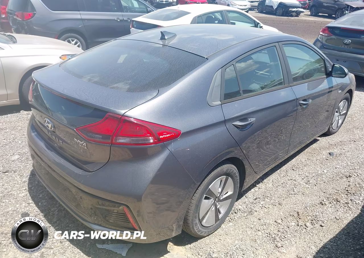 2018 Hyundai Ioniq Hybrid Blue VIN:KMHC65LCXJU076023 - 4