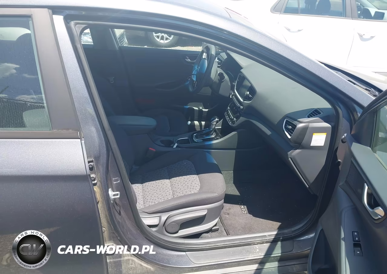 2018 Hyundai Ioniq Hybrid Blue VIN:KMHC65LCXJU076023 - 5