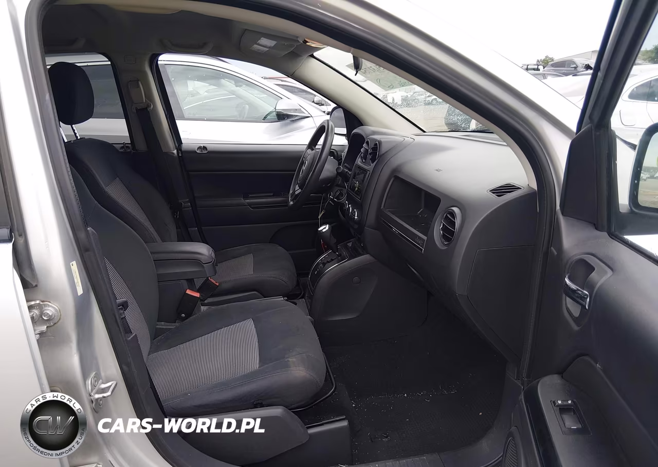 2012 Jeep Compass Sport VIN:1C4NJDBB5CD583123 - 5