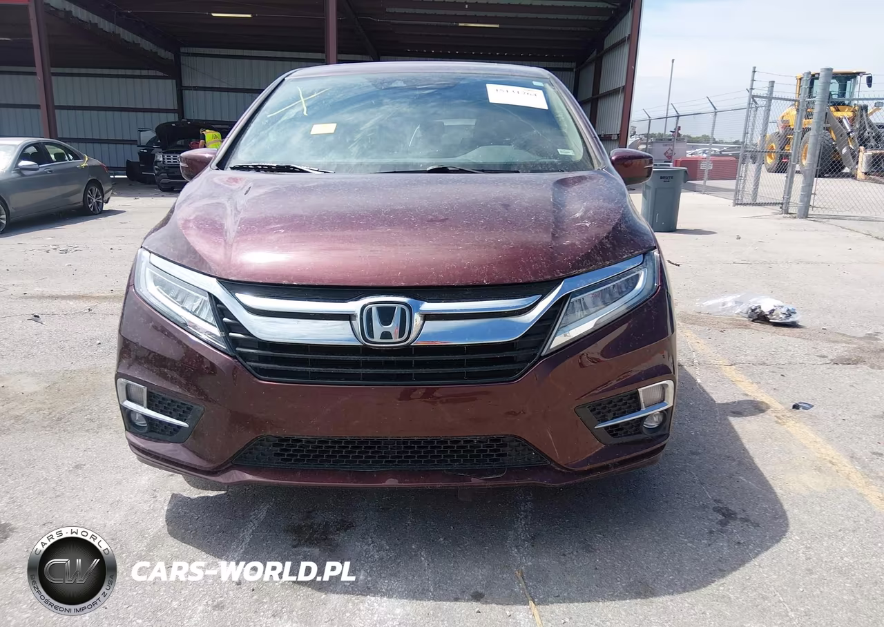 2018 Honda Odyssey Elite VIN:5FNRL6H96JB038579 - 12