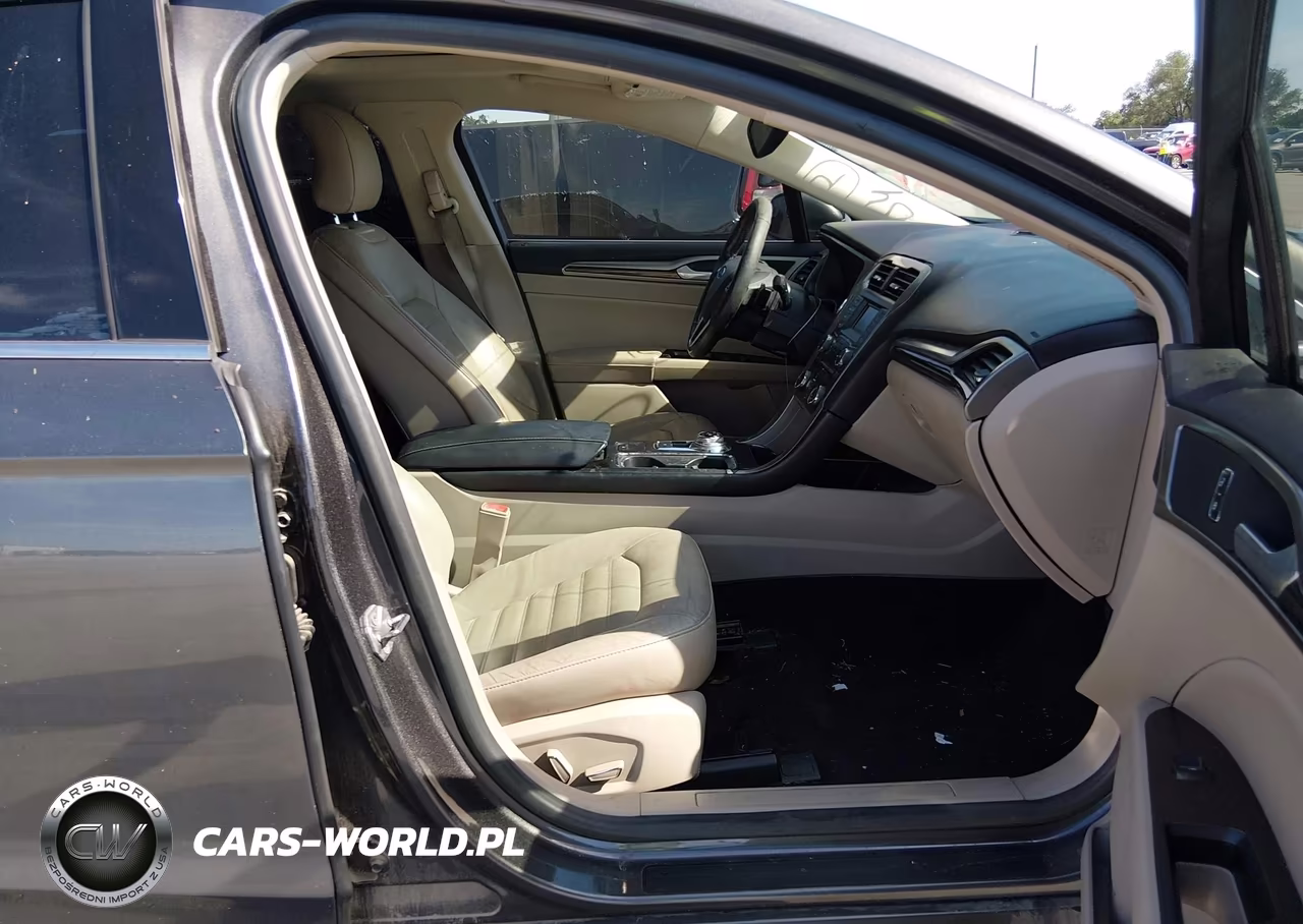 2017 Ford Fusion Se VIN:3FA6P0HD6HR131934 - 5