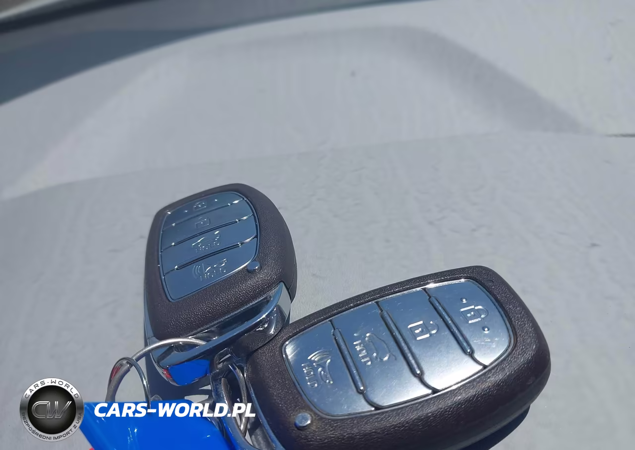 2020 Hyundai Ioniq Hybrid Blue VIN:KMHC65LC3LU219980 - 11