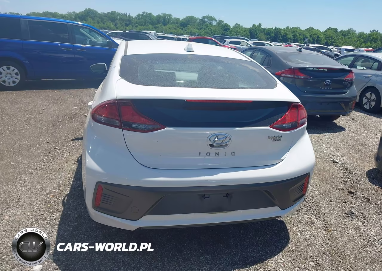 2020 Hyundai Ioniq Hybrid Blue VIN:KMHC65LC3LU219980 - 16